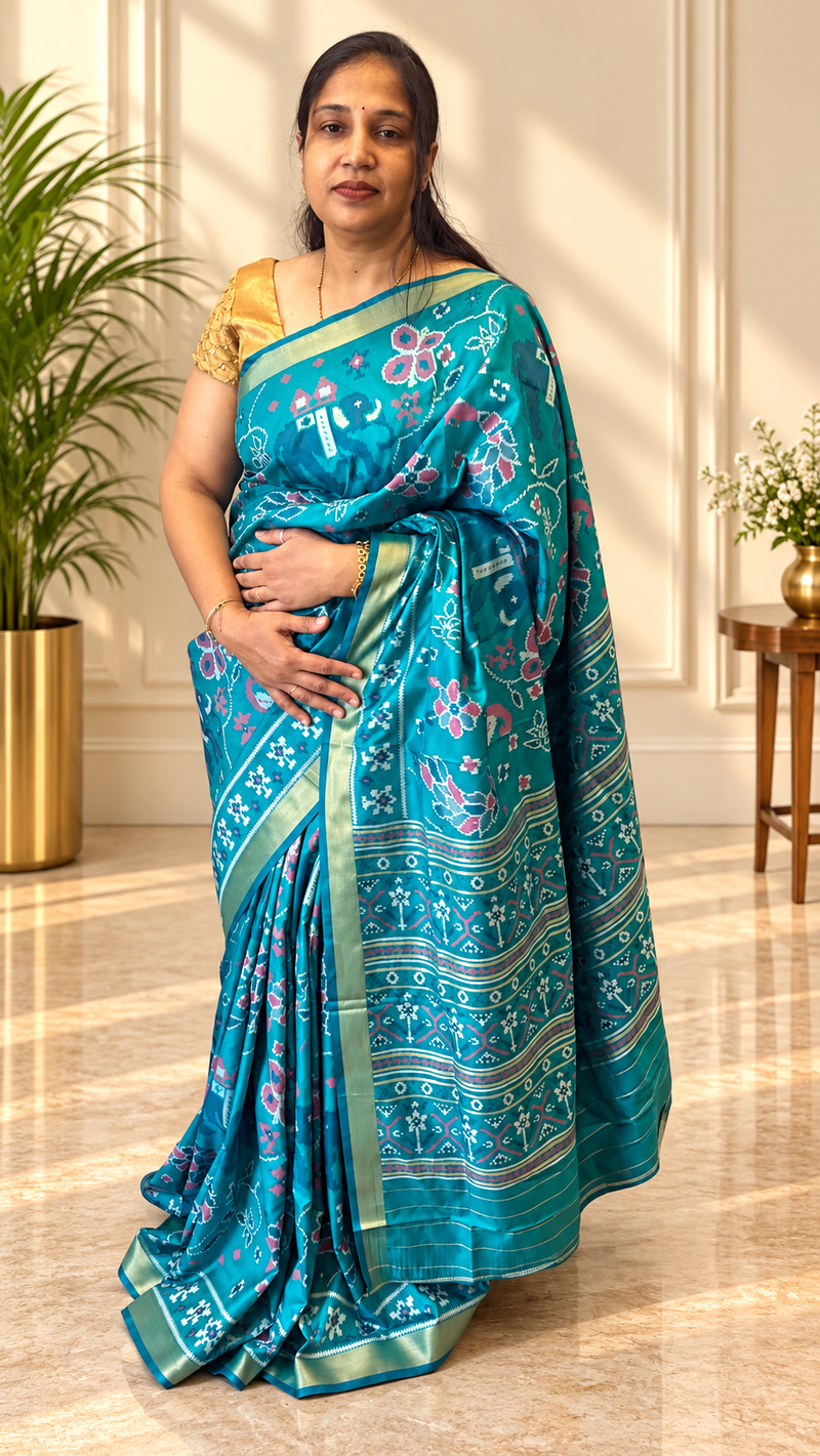 Maya Rama Green Ikkat Print Soft Blended Silk Saree | Radhe Ethnics