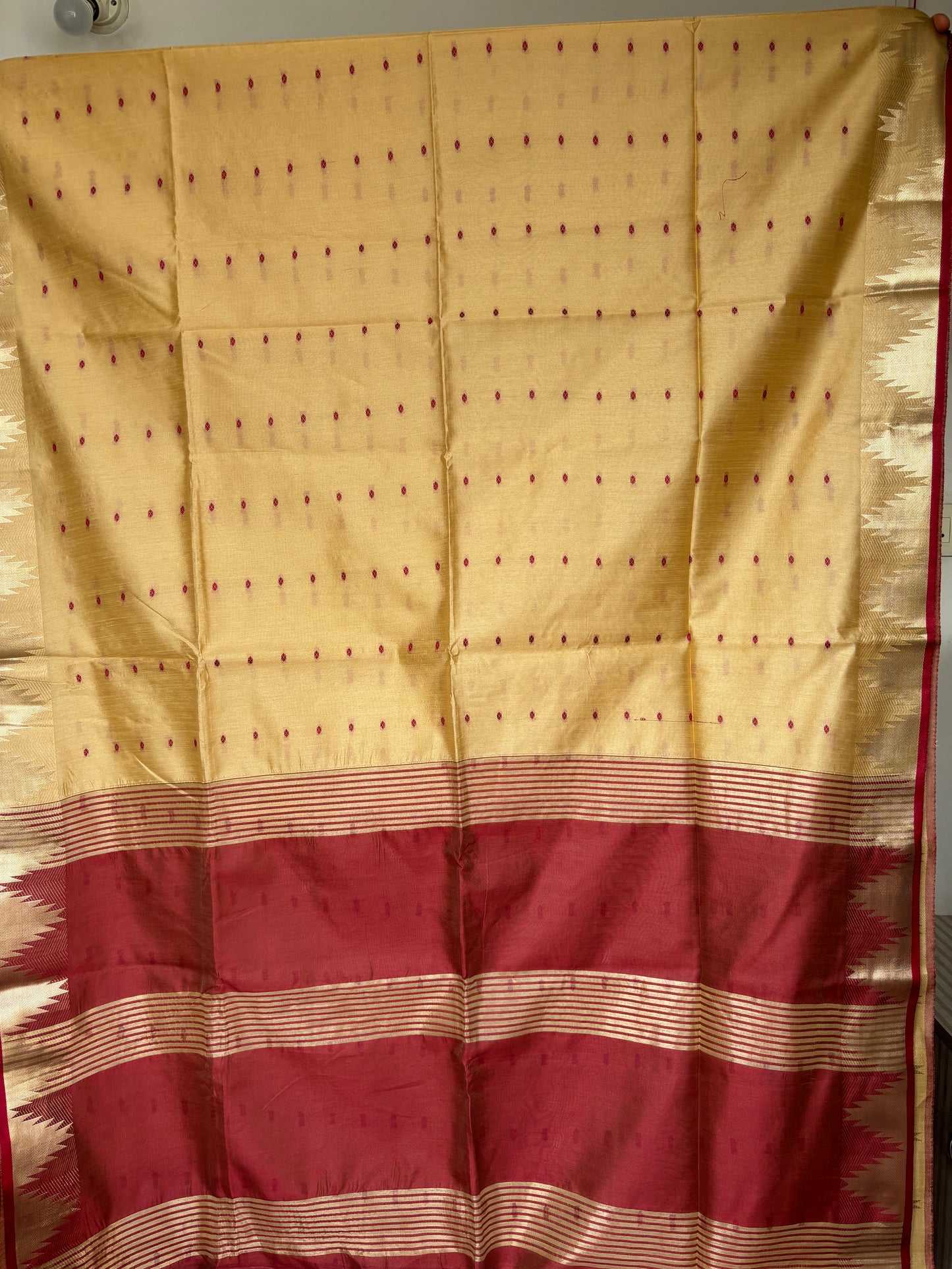 Cream Diya Saree