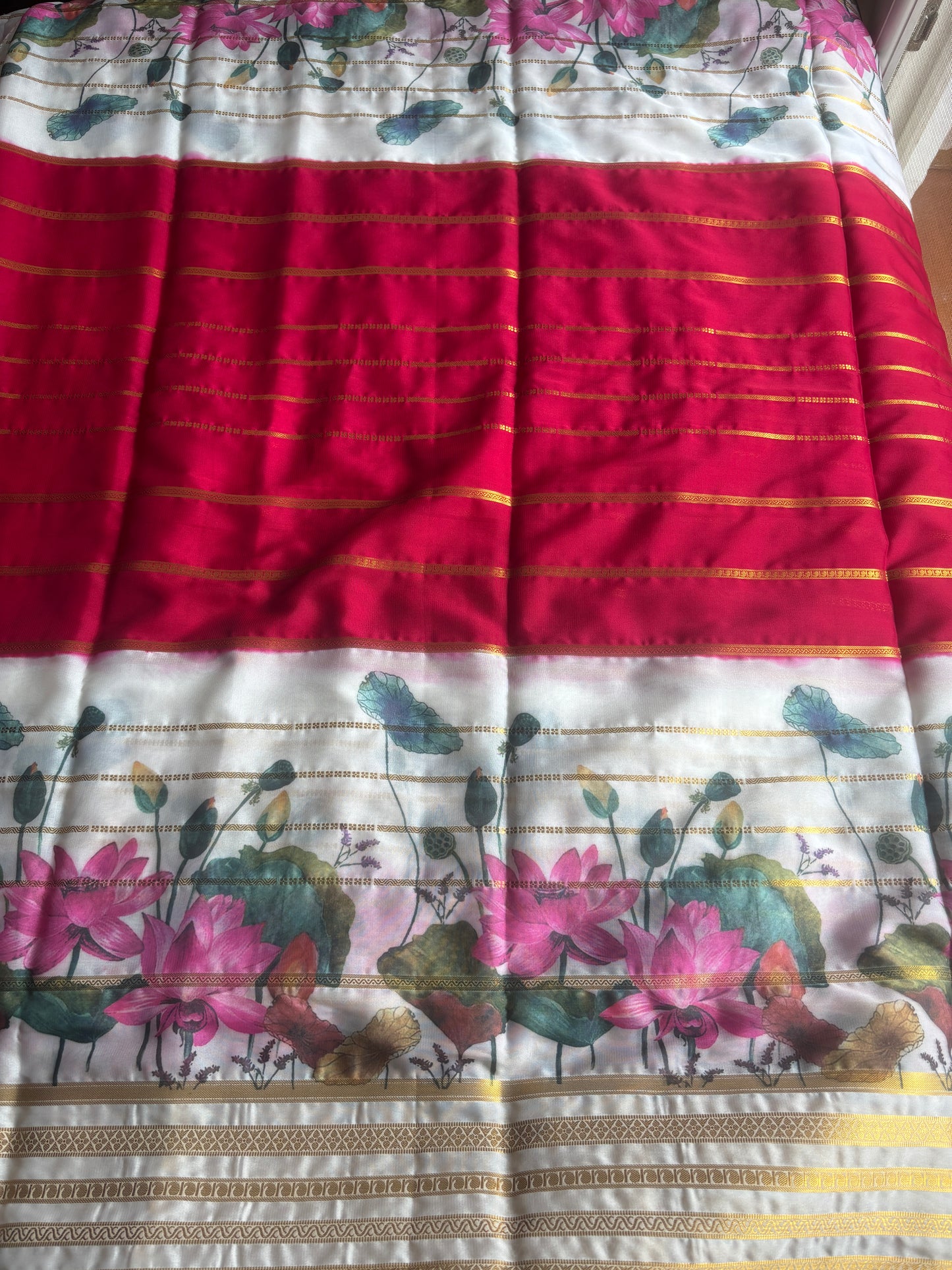 Semi Crepe Pink N White Silk Saree