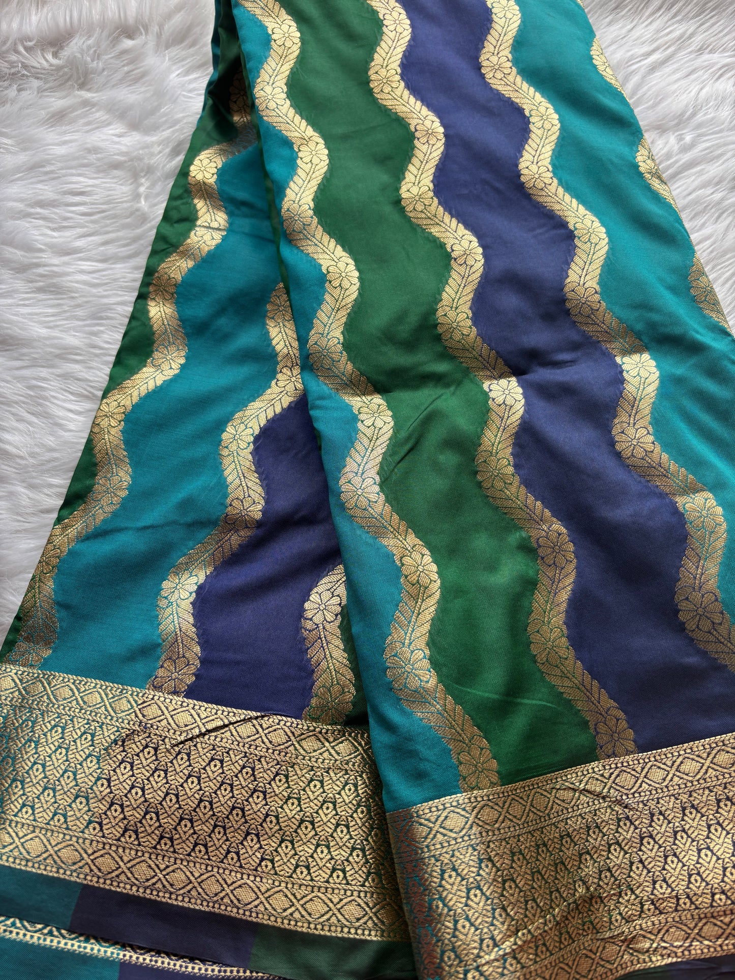 Lehariya Blue and Green Soft Silk Saree