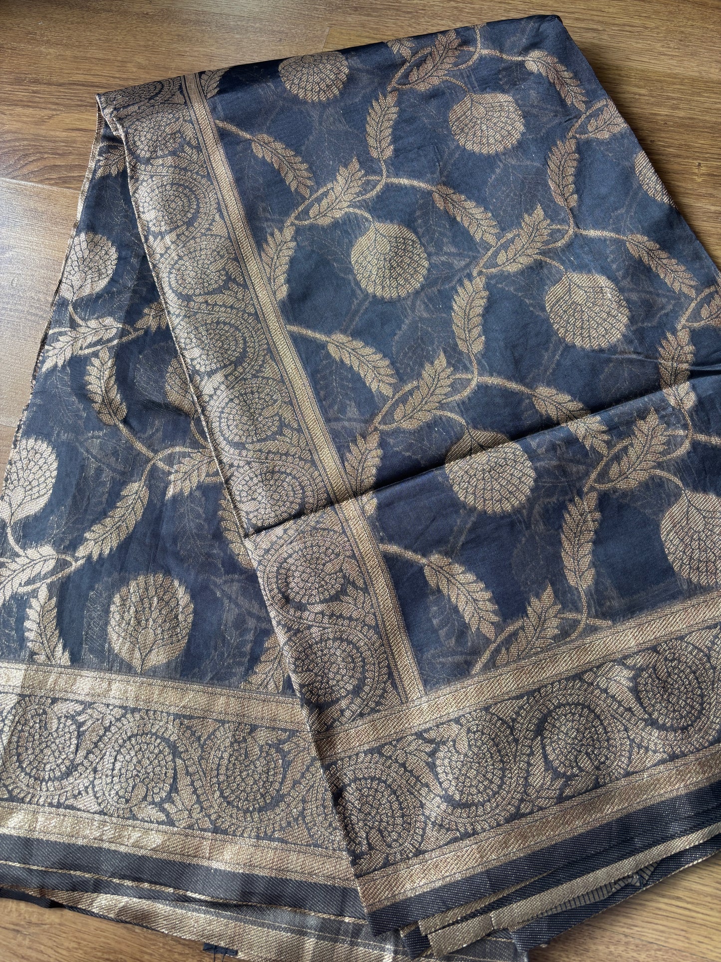 Grey Organza Silk Saree