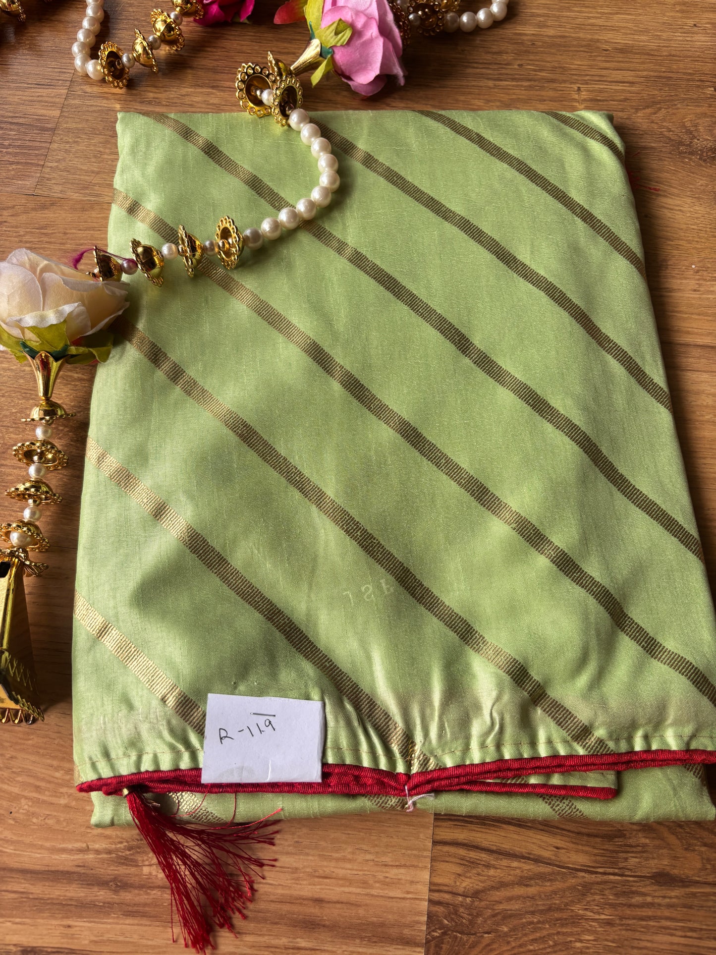 Pista Green Lehariya Dola Silk Saree