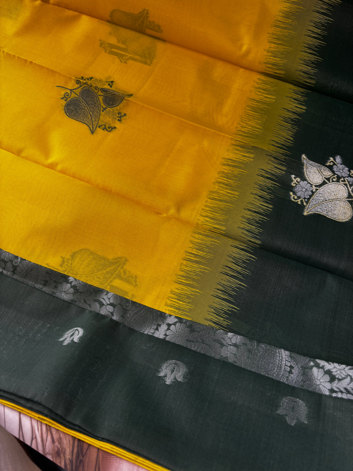 Harita Deepa2 - Yellow & Bottle Green Soft Kanchivaram Silk Saree