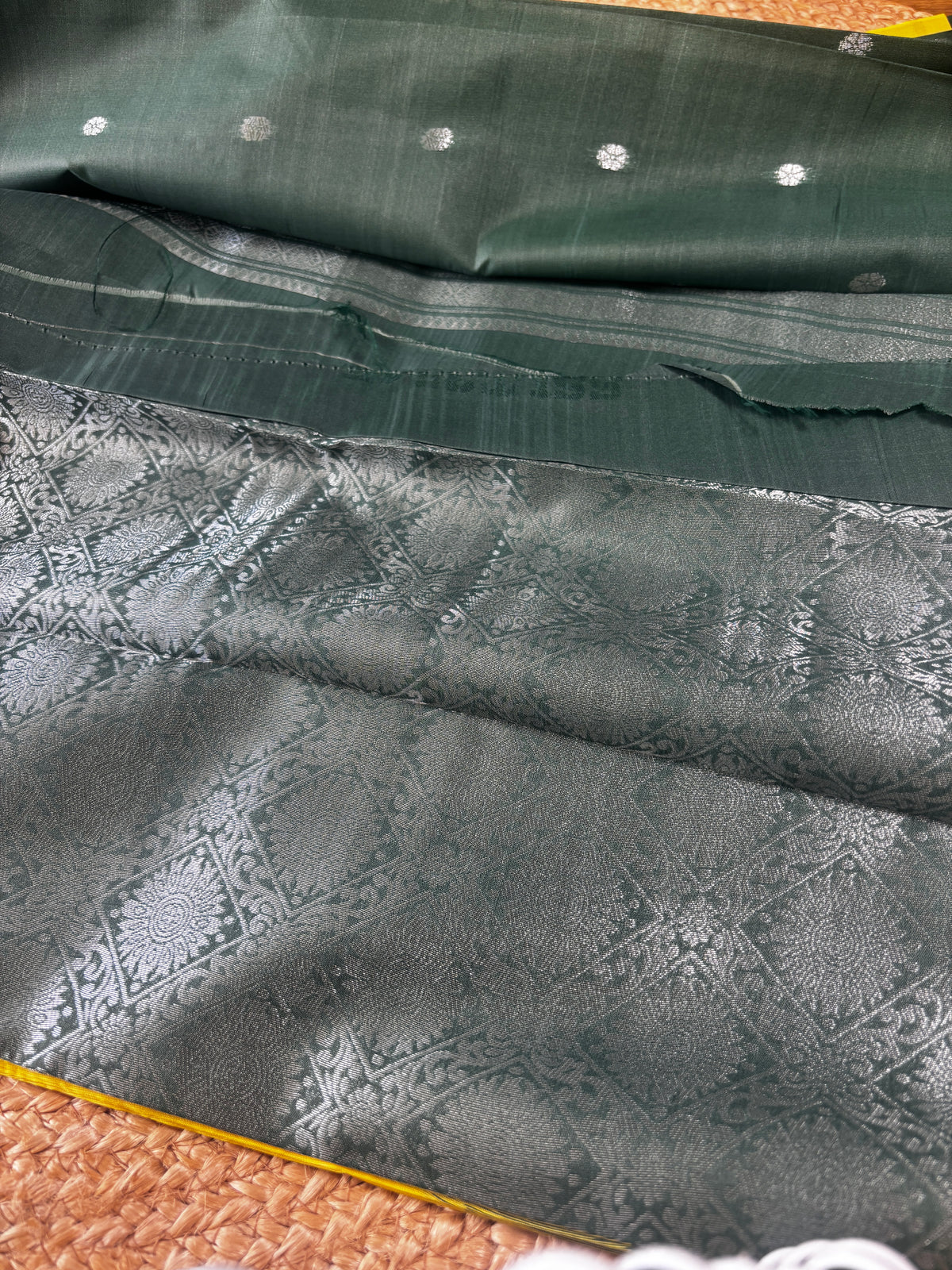 Harita Deepa3- Yellow and Green Soft Kanchivaram Silk Saree
