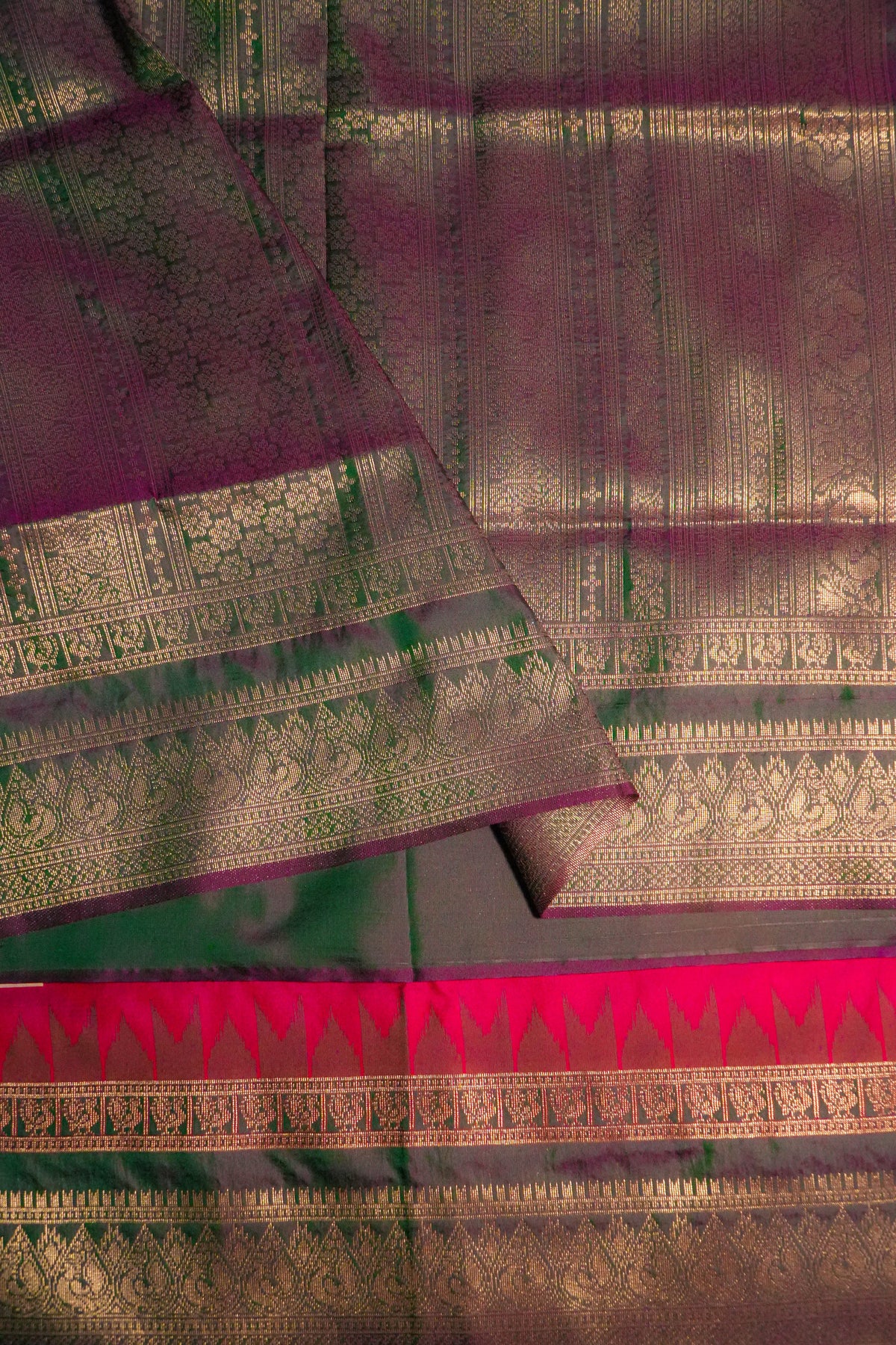 Aaradhya Soft Silk Saree – Purple & Green Dual-Tone Pallu | Radhe Ethnics
