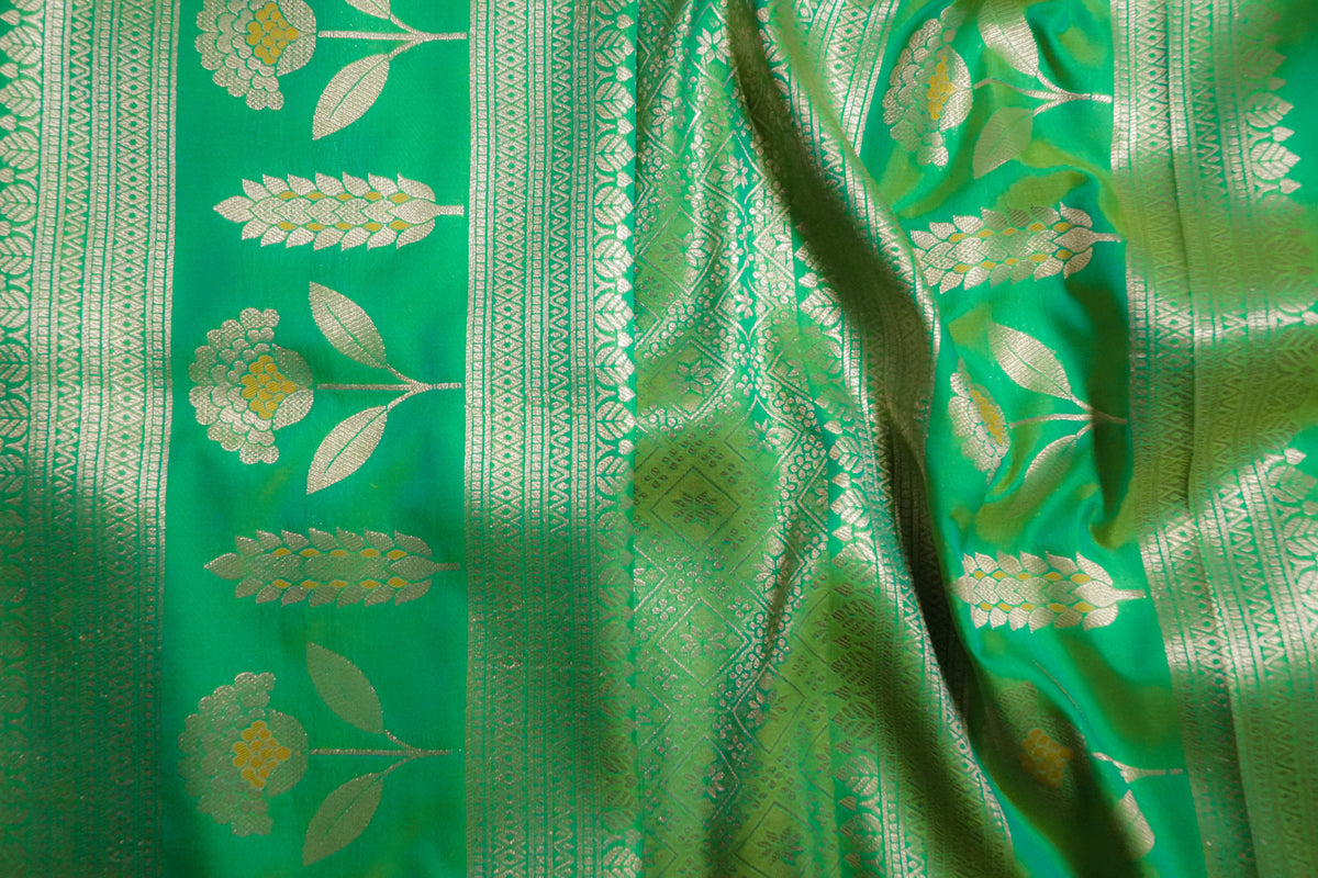 Rima Olive Green Soft Silk Saree with Emerald Green Zari Border & Pallu | Radhe Ethnics