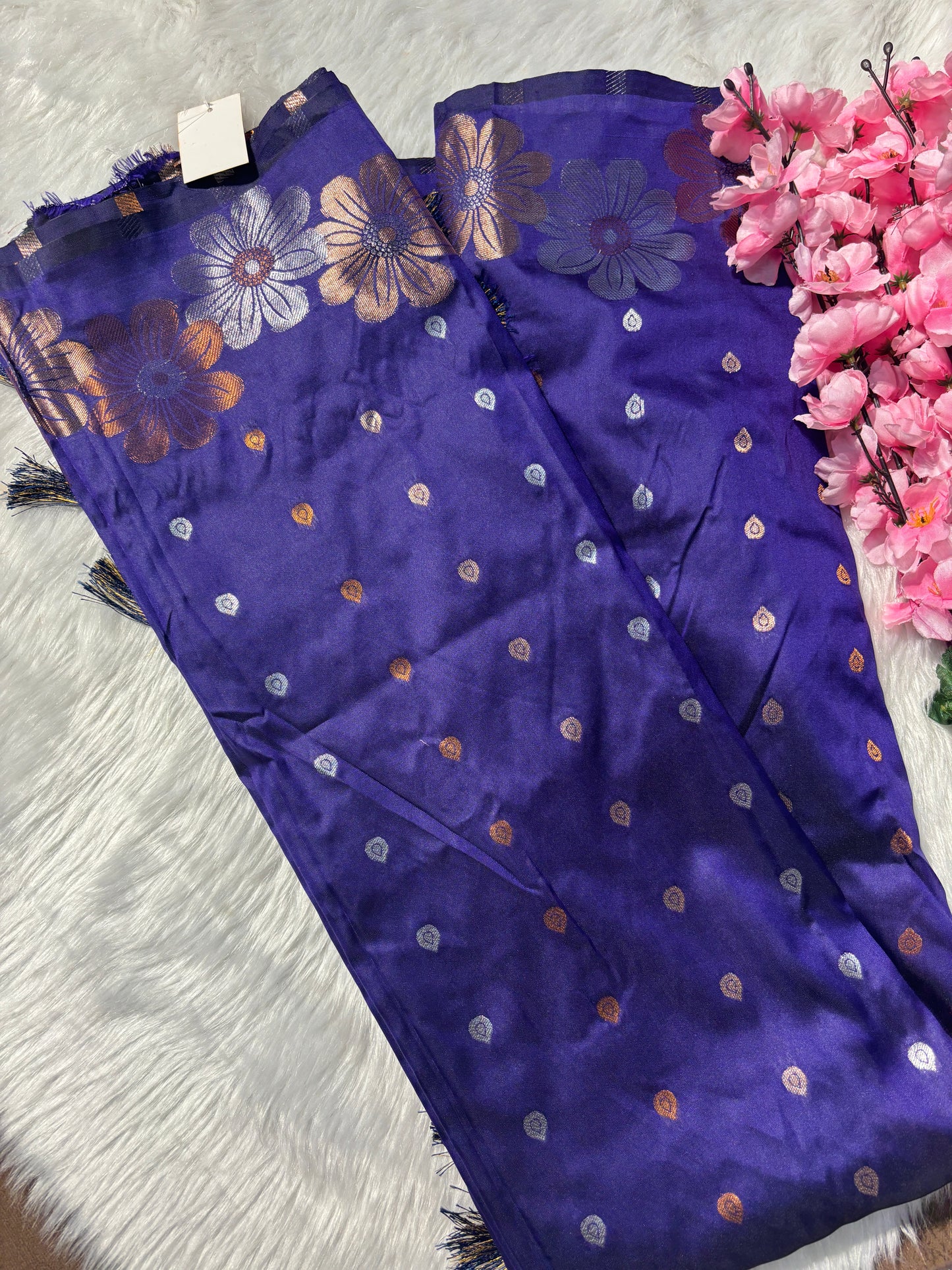 Violet Devi Saree