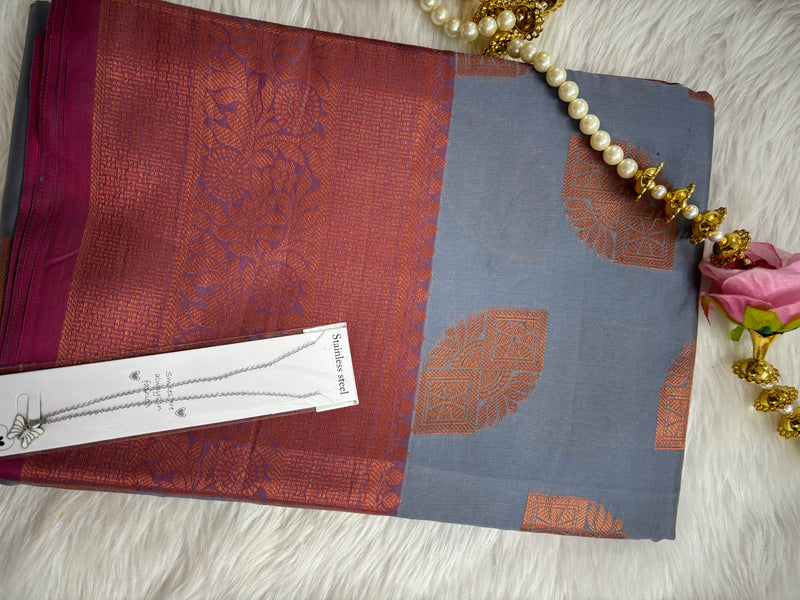 Riya Banarasi Saree