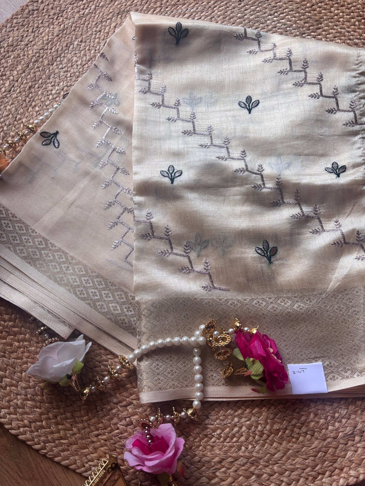 Cream Soft Dola Silk Saree(47)