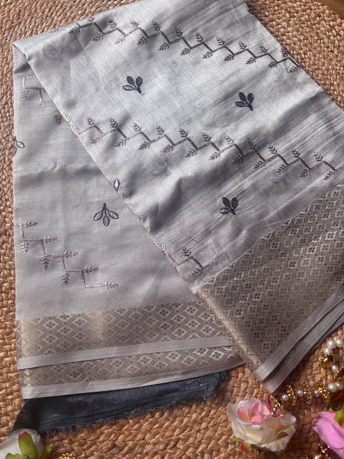 Grey Soft Dola Silk Saree (84)