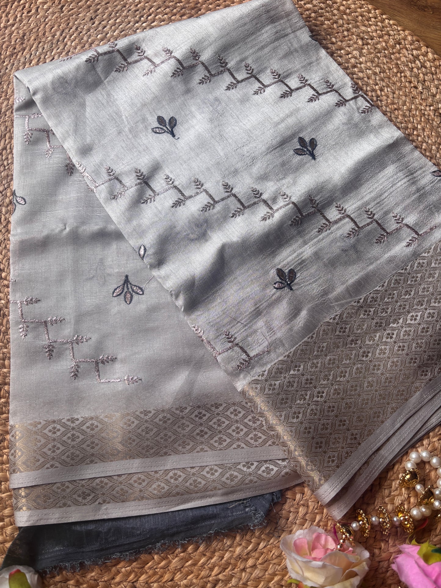Grey Soft Dola Silk Saree (84)