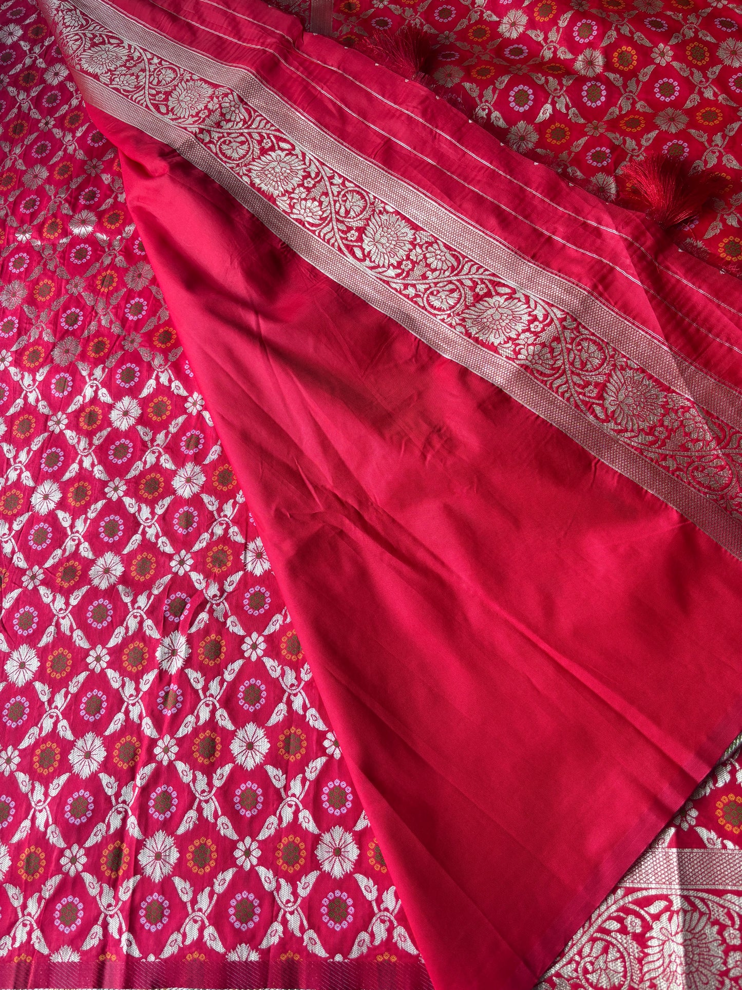 Maharani Red Banarasi Bandhini Silk Saree
