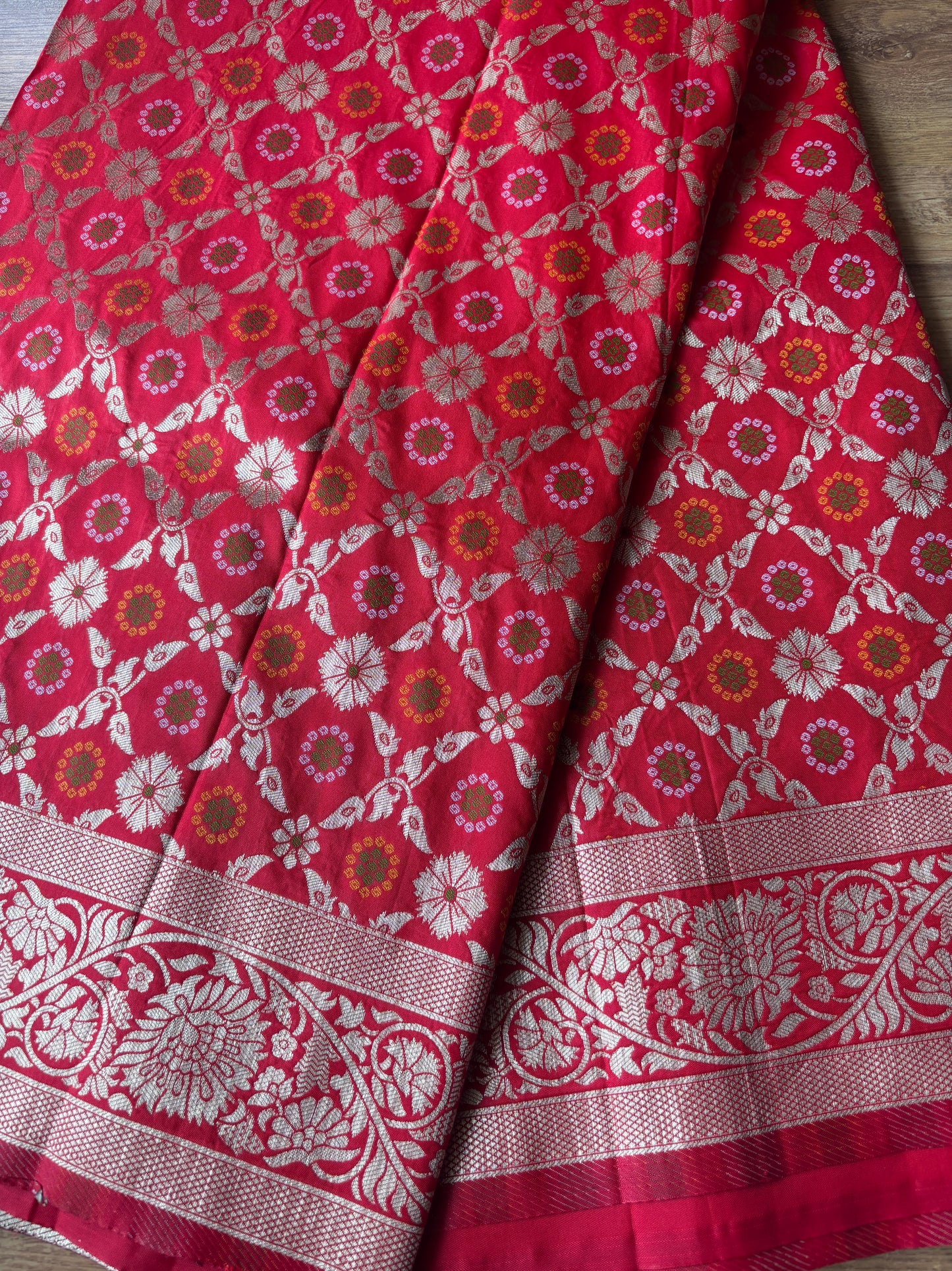 Maharani Red Banarasi Bandhini Silk Saree