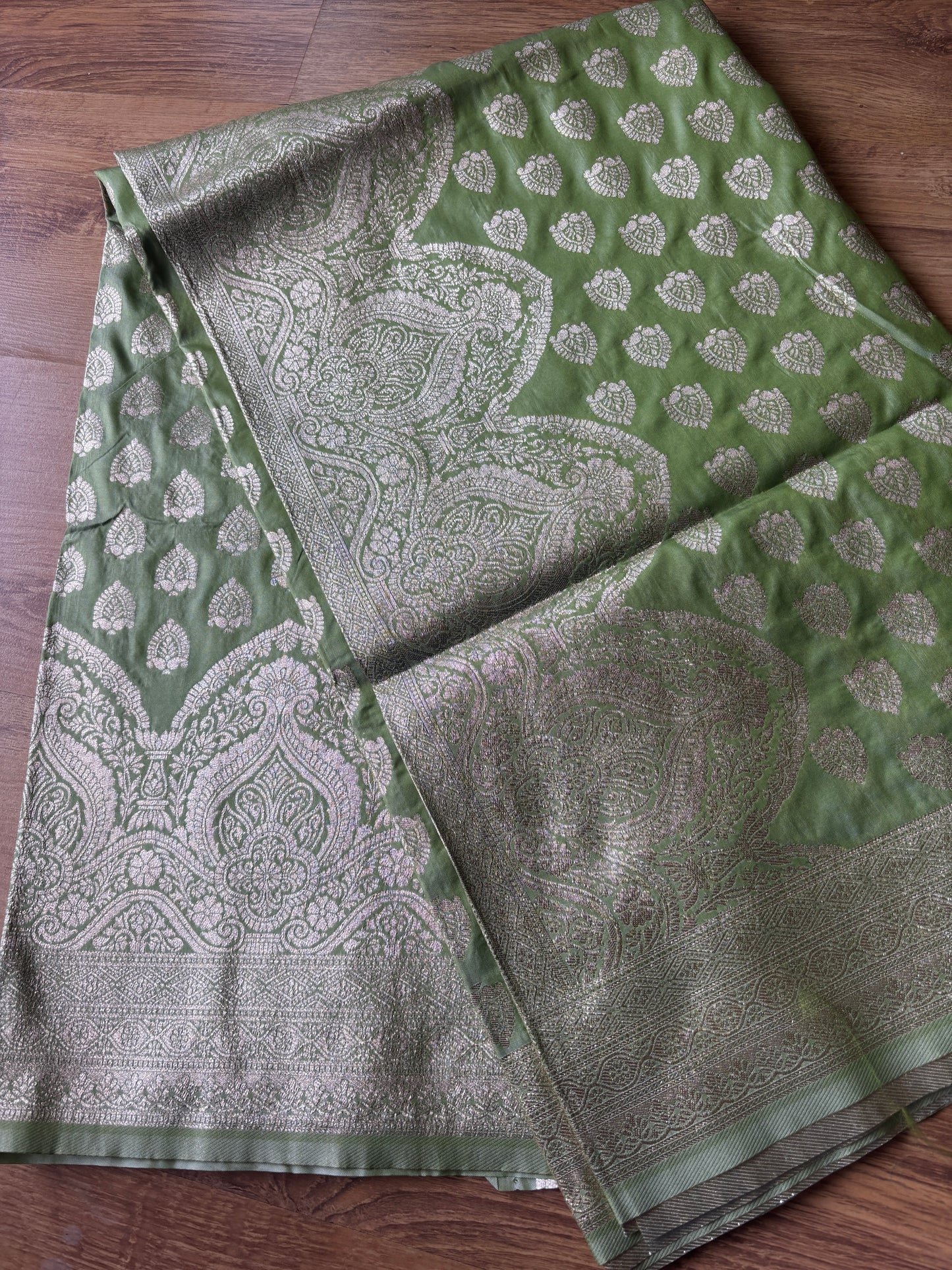 Pista Green Banarasi Silk Saree(39)