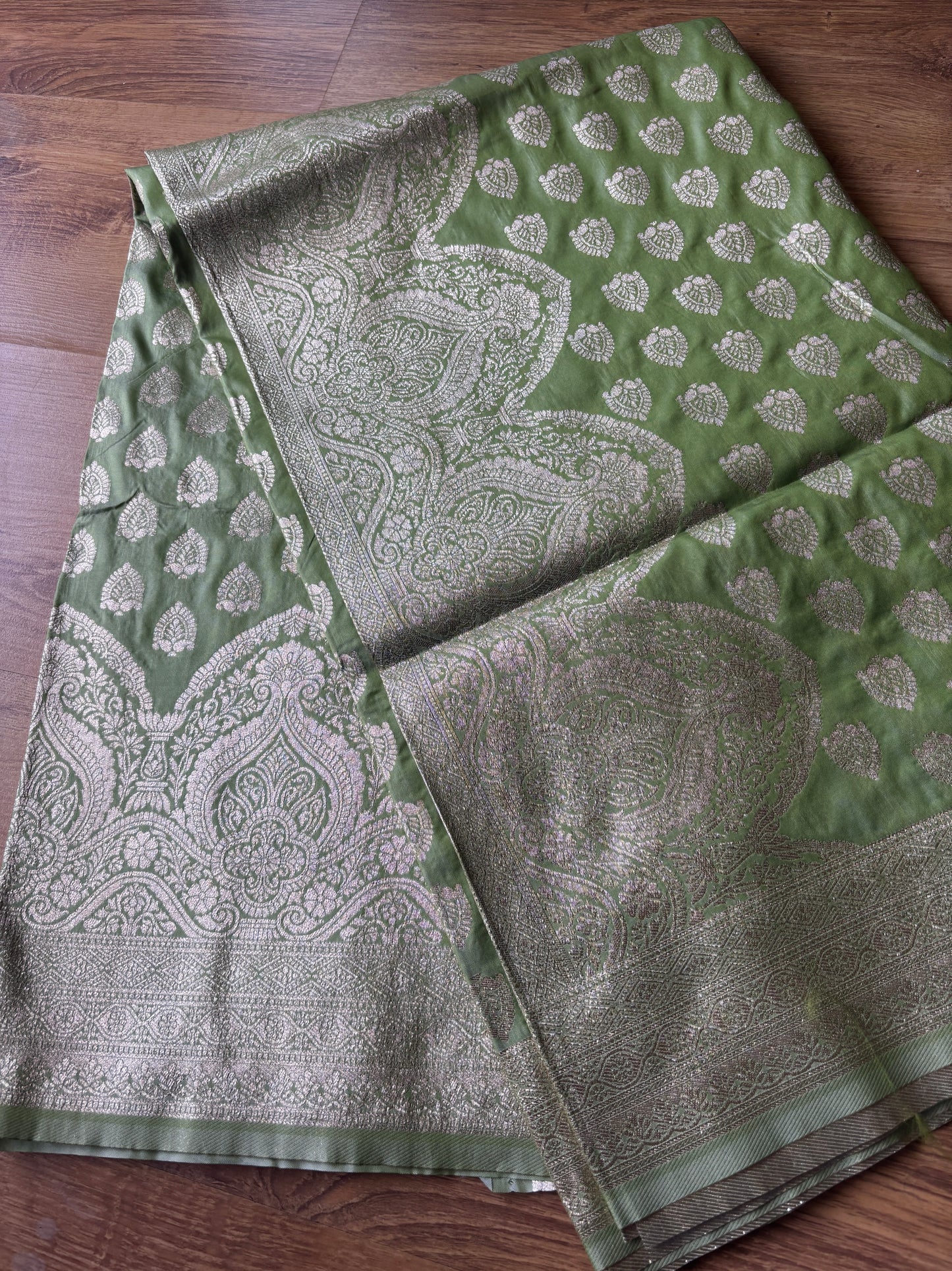 Pista Green Banarasi Silk Saree(39)