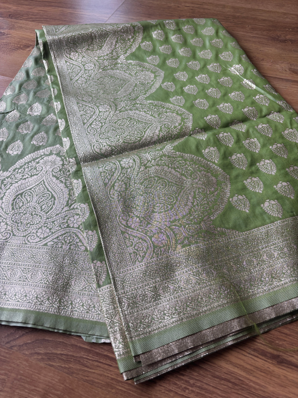 Pista Green Banarasi Silk Saree(39)