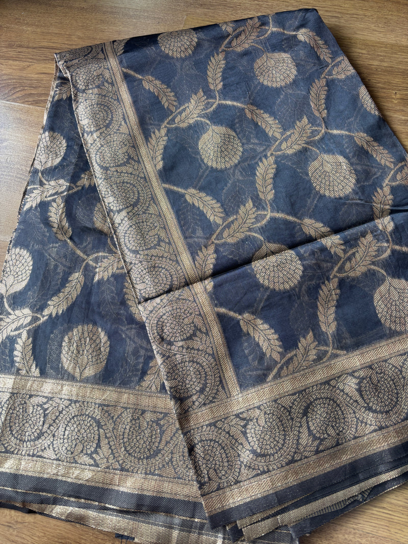 Grey Organza Silk Saree