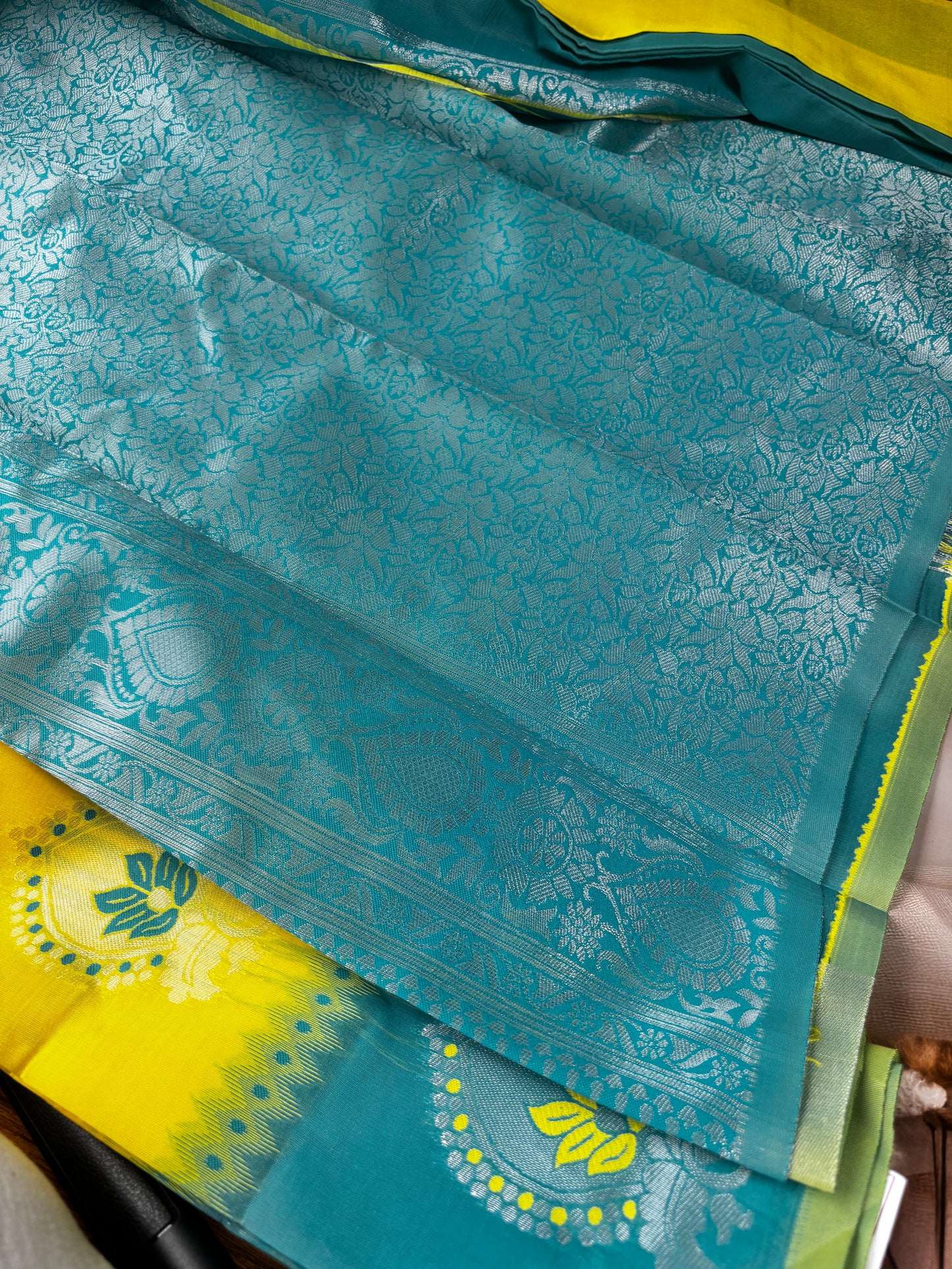 Harita Deepa Radiant Yellow & Teal Kanchivaram Soft Silk Saree