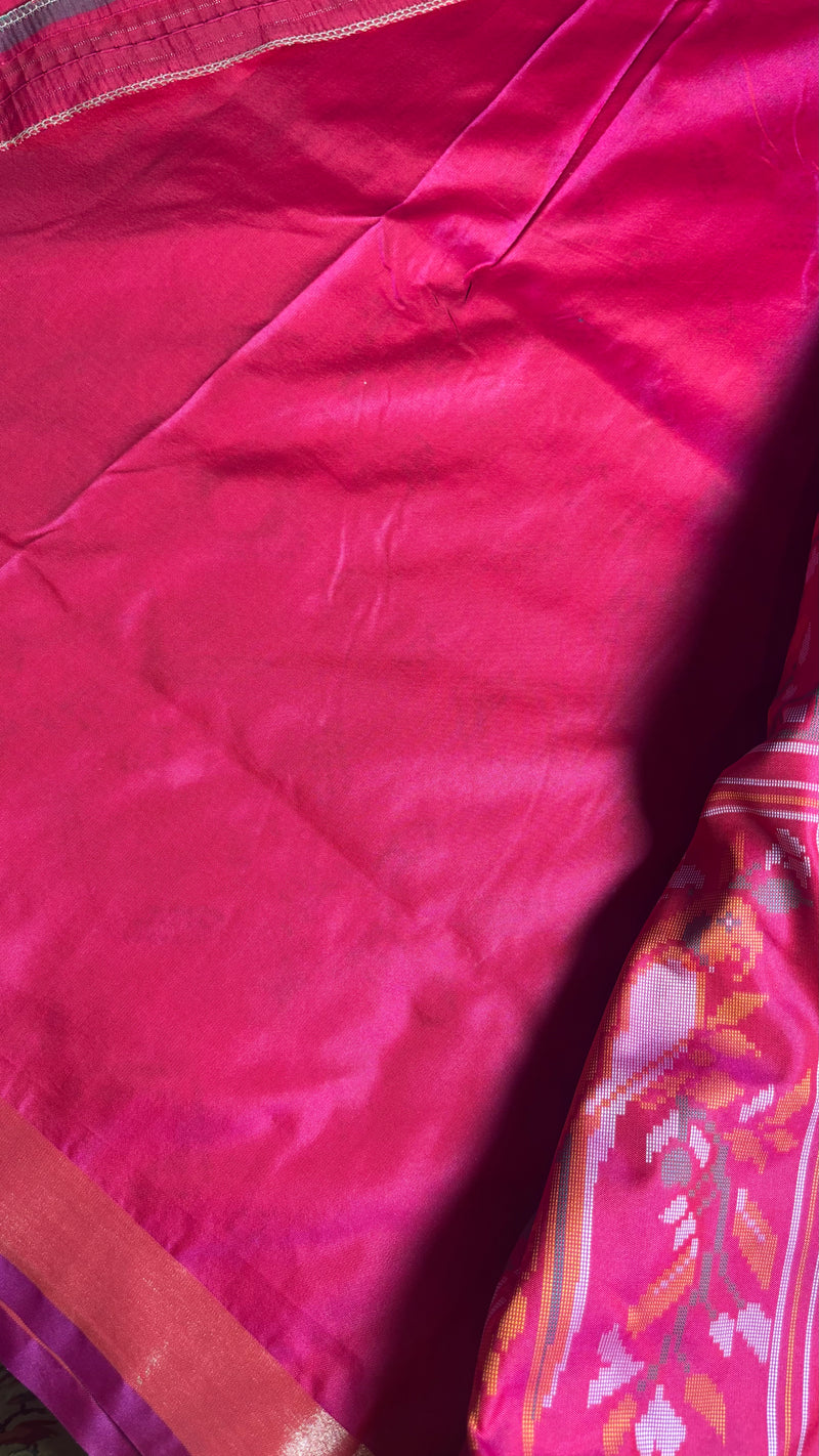 Kiara Magenta Ikkat Print Soft Blended Silk Saree | Radhe Ethnics